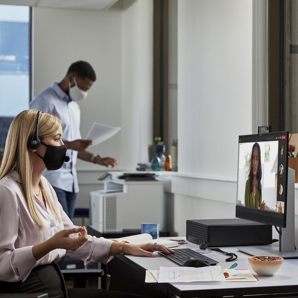 EAN 0198701306467 - HP Pro 400 G9 Intel® Core™ i5 i5-14500 16 GB DDR5-SDRAM 512 GB SSD Windows 11 Pro SFF PC Negro imagen 6