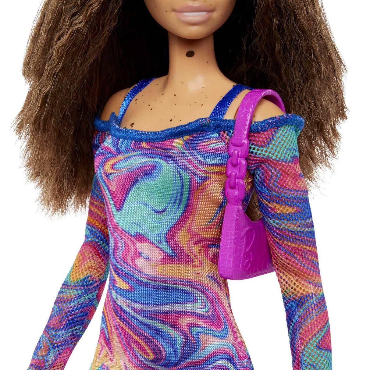 Mattel Barbie Fashionistas Muñeca Con Pelo Ondulado Y Pecas Hjt03