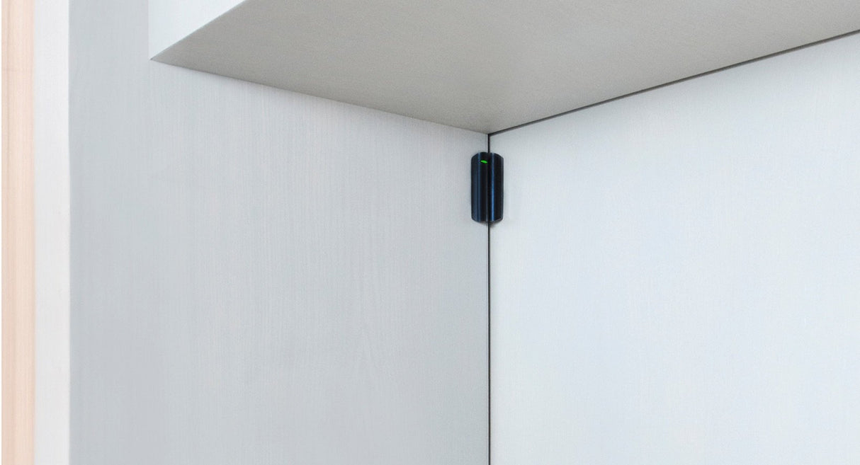 EAN 0856963007040 - Ajax DoorProtect sensor de puerta / ventana Inalámbrico Puerta/ventana Negro imagen 3