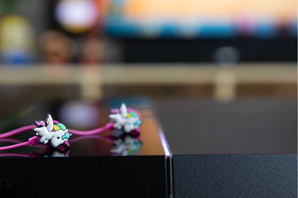 Auriculares Intrauditivos Konix Unik In-Ear Jack 3.5 Rosas