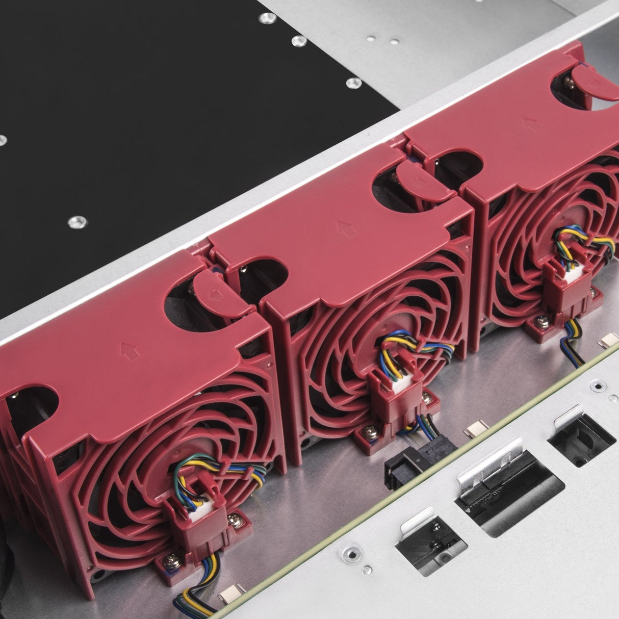 Silverstone Chasis De Almacenamiento Con Montura En Rack 2u De 12 Bahías 2,5/3,5 Hdd/Ssd Con Interfaz Mini-Sas Hd Sff-8643 12 Gb/S