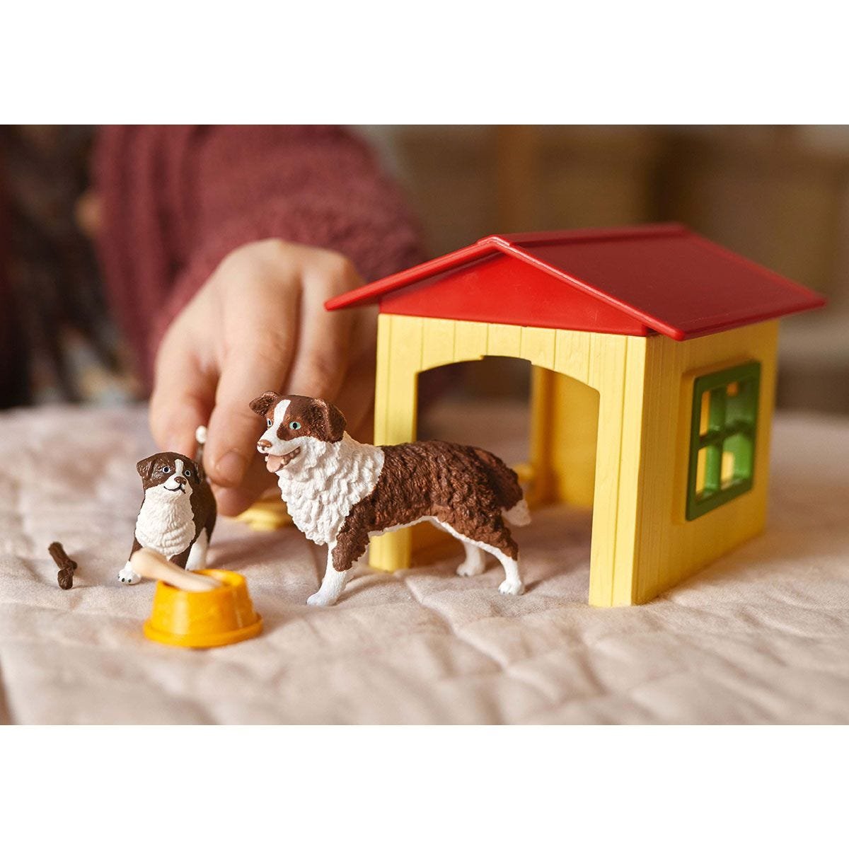 EAN 4059433558882 - schleich Friendly Dog House imagen 4