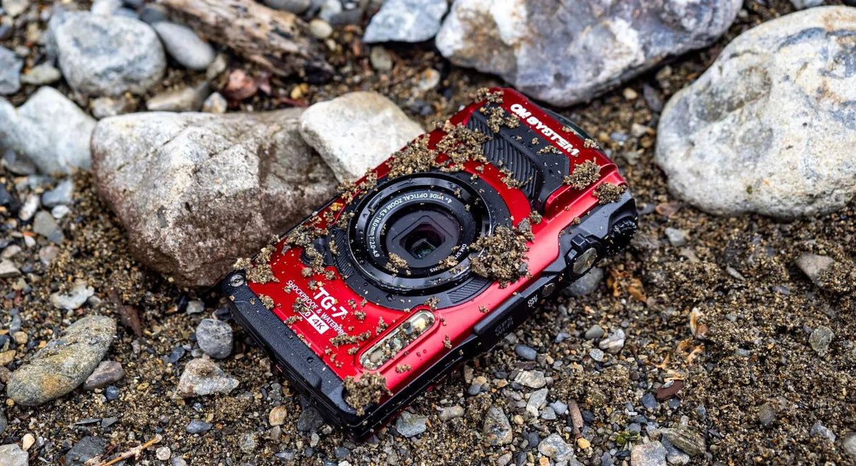 EAN 4545350055981 - OM Digital Solutions Tough TG-7 1/2.33" Cámara compacta 12,7 MP CMOS 4000 x 3000 Pixeles Rojo imagen 4
