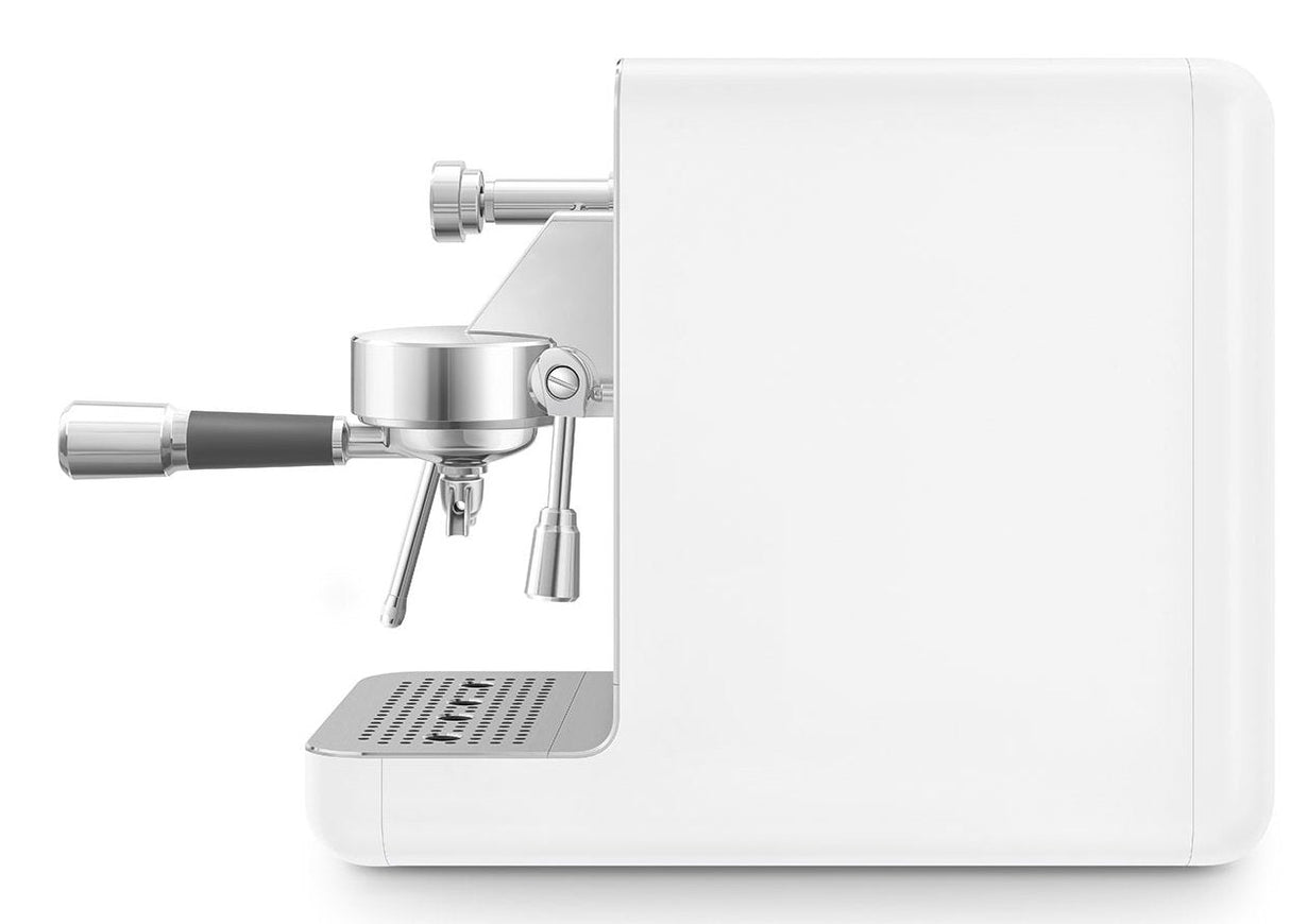 Smeg Espresso Coffee Machine Collection White Emc02whmeu