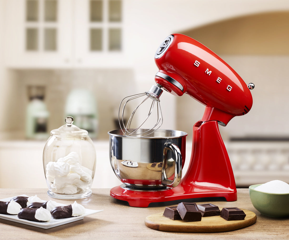 EAN 8017709269203 - Smeg SMF03RDEU batidora Batidora de varillas 800 W Rojo imagen 21