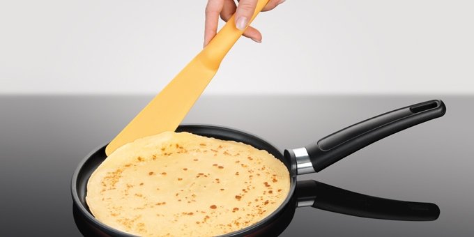 Espatula De Crepes Con Esparcidor Delícia