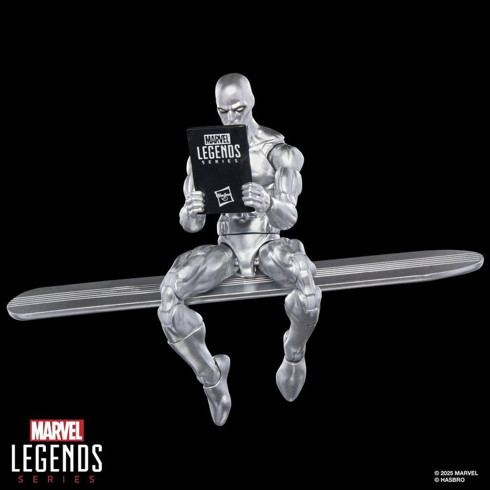 Figura Estela Plateada The Silver Surfer Marvel Legends Series 15cm