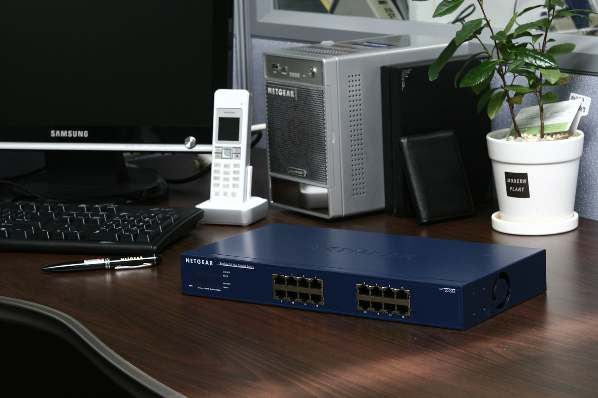 EAN 0606449064254 - NETGEAR JGS516 No administrado Azul imagen 5