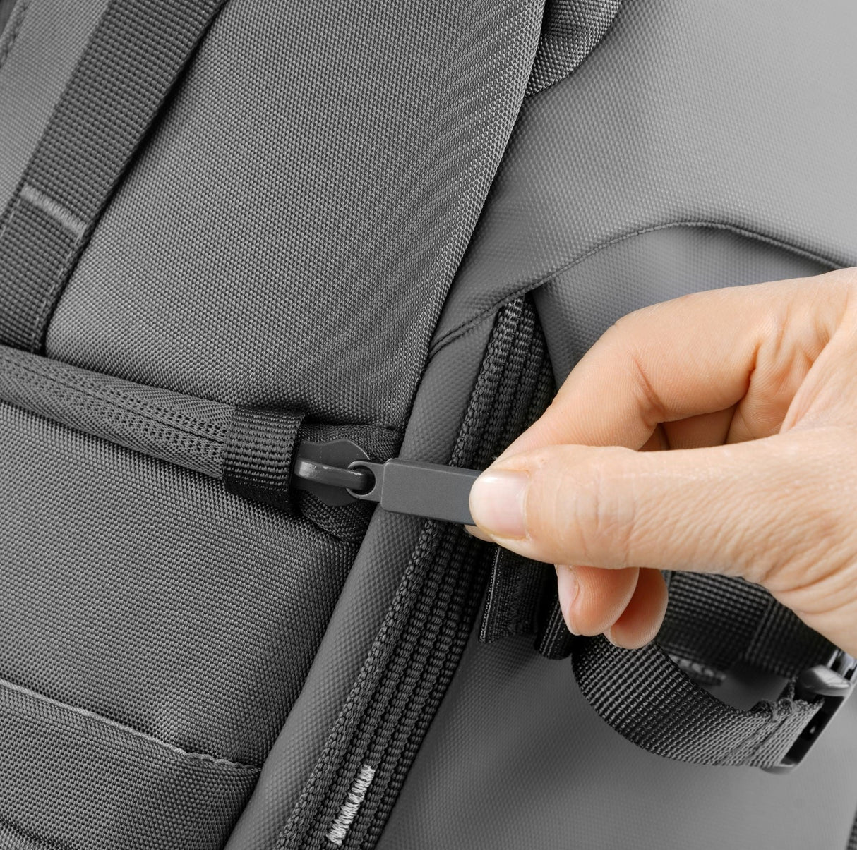 Vanguard Veo Adaptor R48 Grau Rucksack Mit Usb-A