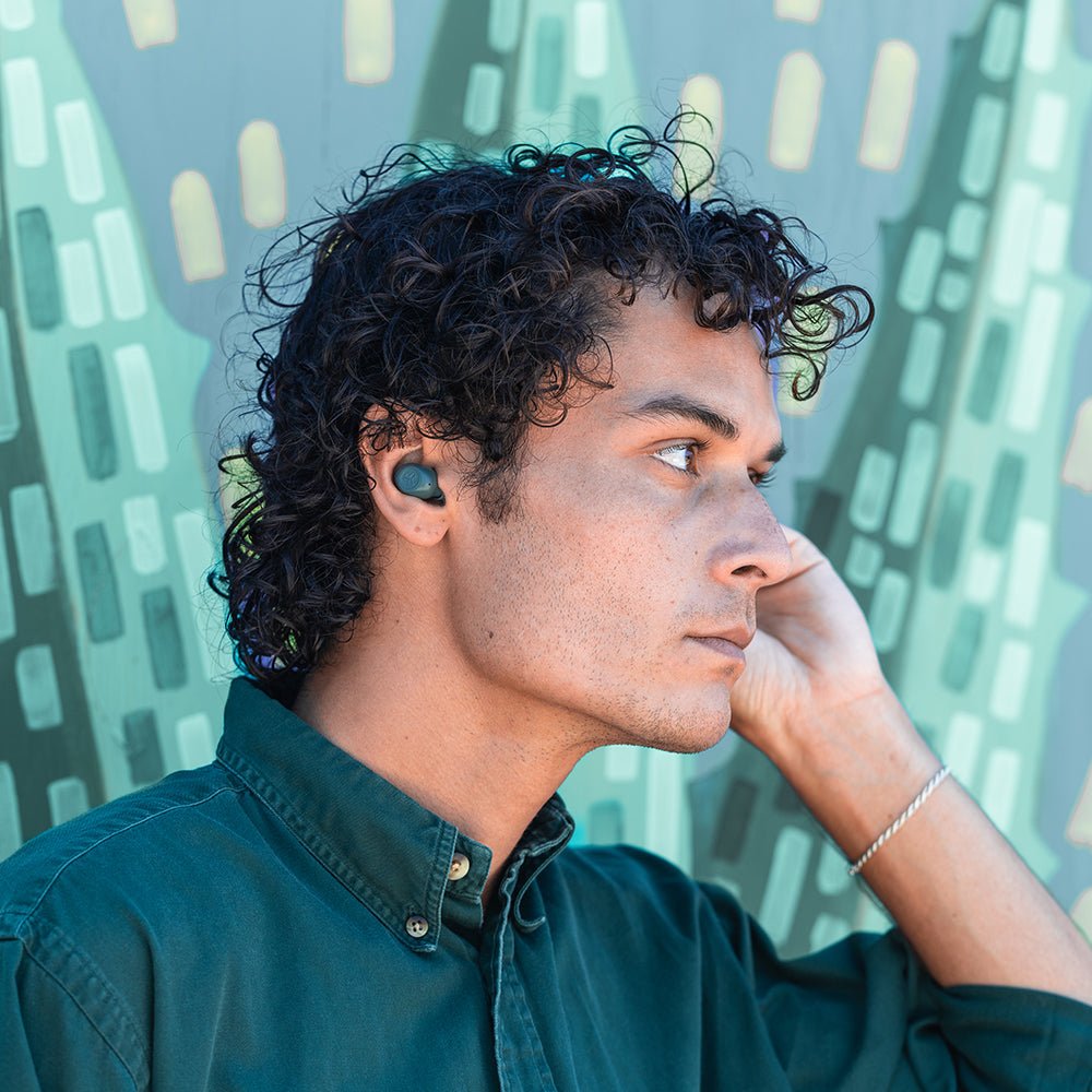EAN 0810119070876 - JLab JBuds Mini Auriculares Inalámbrico Dentro de oído Llamadas/Música Bluetooth Gris imagen 4