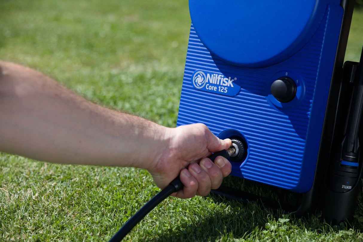 EAN 5715492223619 - Nilfisk Core 125-5 Limpiadora de alta presión o Hidrolimpiadora Vertical Eléctrico 438 l/h 1400 W Azul imagen 6