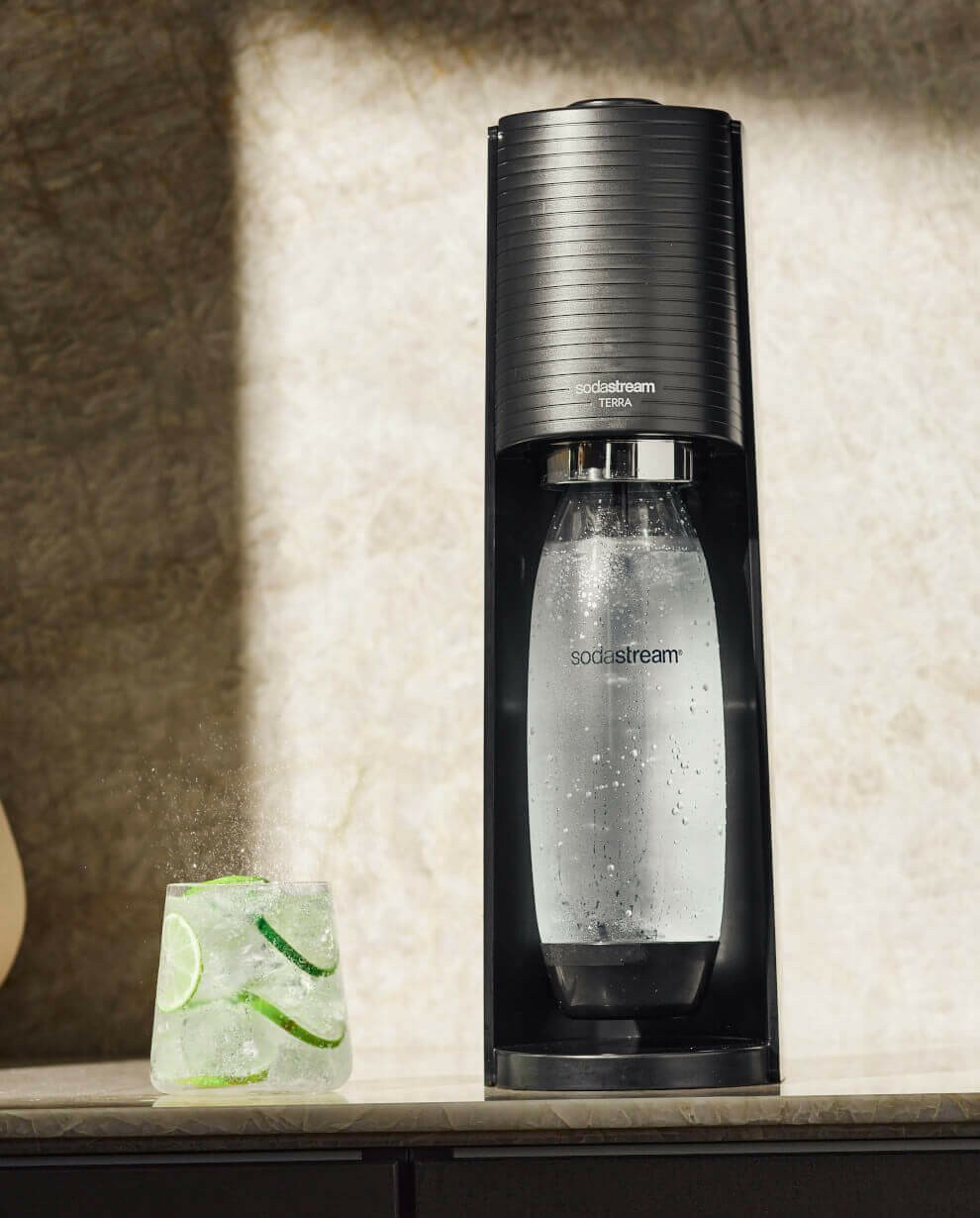 EAN 7290113769021 - SodaStream Terra Nero Value Pack Metal, Plástico, Tereftalato de polietileno (PET) Negro imagen 2