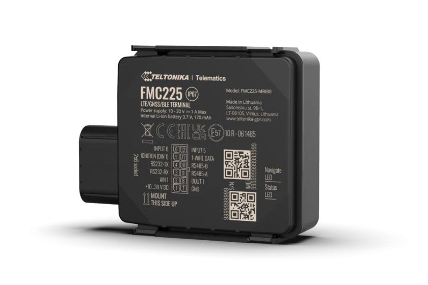 EAN 4251877382546 - Teltonika FMC225 localizador o rastreador GPS Coche Negro imagen 1
