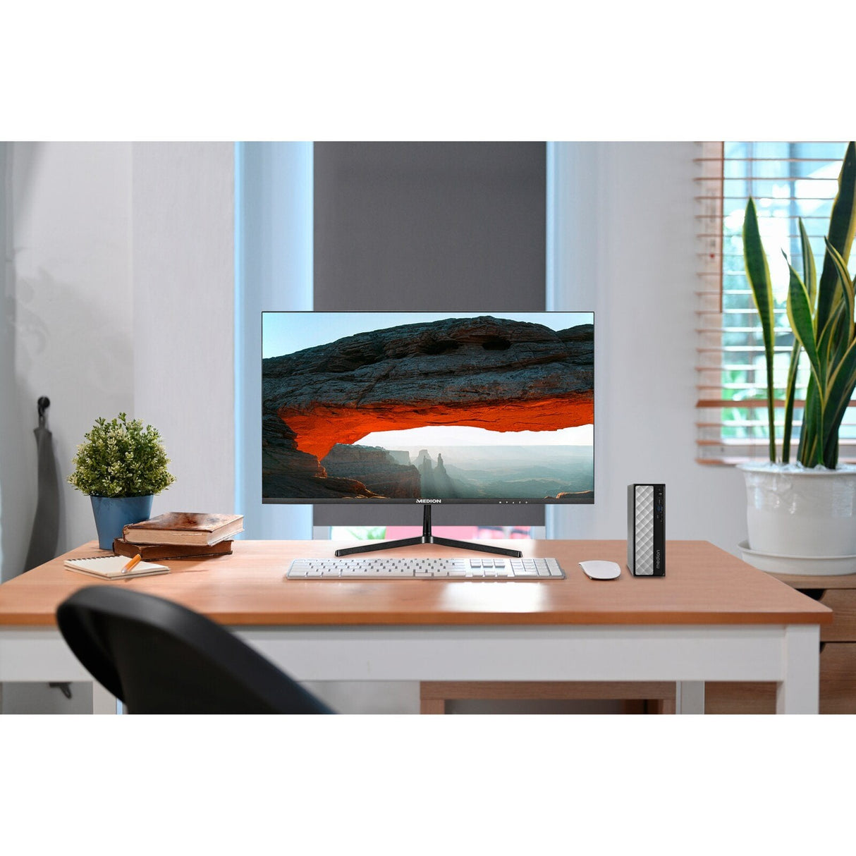 EAN 4061275222920 - MEDION T80 Intel® Core™ i7 i7-12650H 16 GB DDR4-SDRAM 512 GB SSD Mini PC Negro, Gris imagen 2