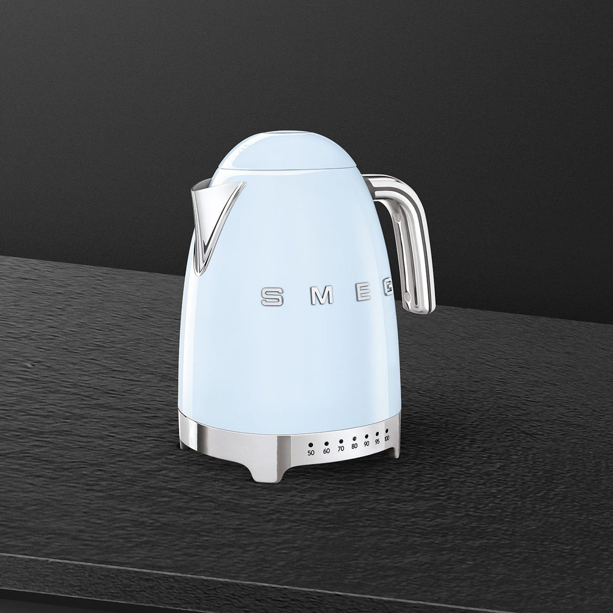 EAN 8017709231446 - Smeg KLF04PBEU tetera eléctrica 1,7 L 2400 W Azul imagen 4