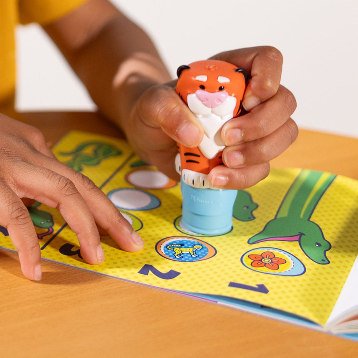 EAN 0681147005488 - Melissa & Doug MAC STW StckrWowActvtyPadSetTiger GML pegatina para niños imagen 4