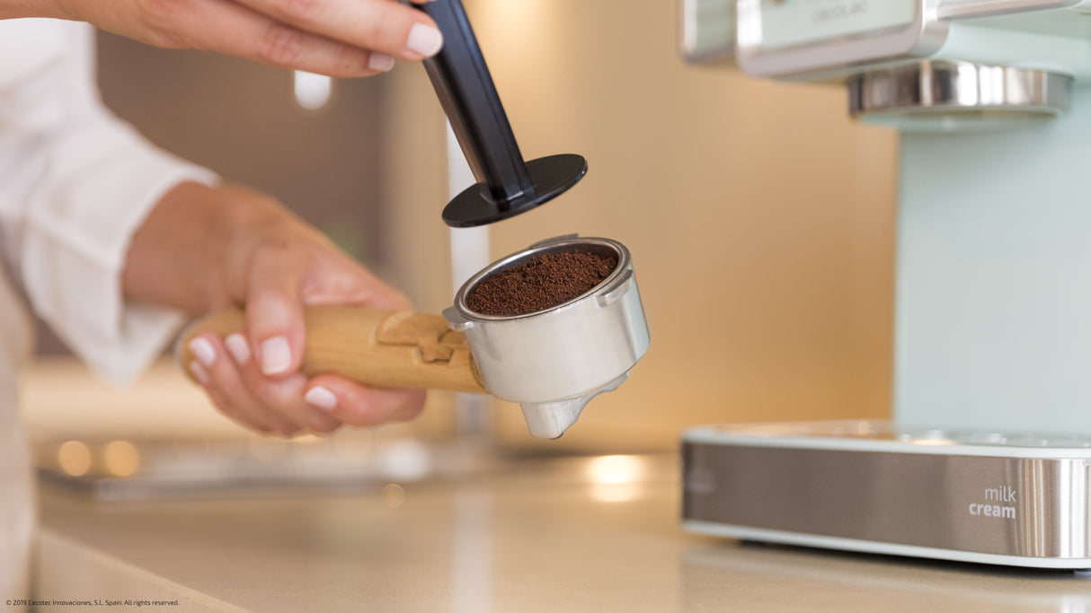 EAN 8435484015752 - Cecotec Power Espresso 20 Tradizionale Máquina espresso 1,5 L imagen 9