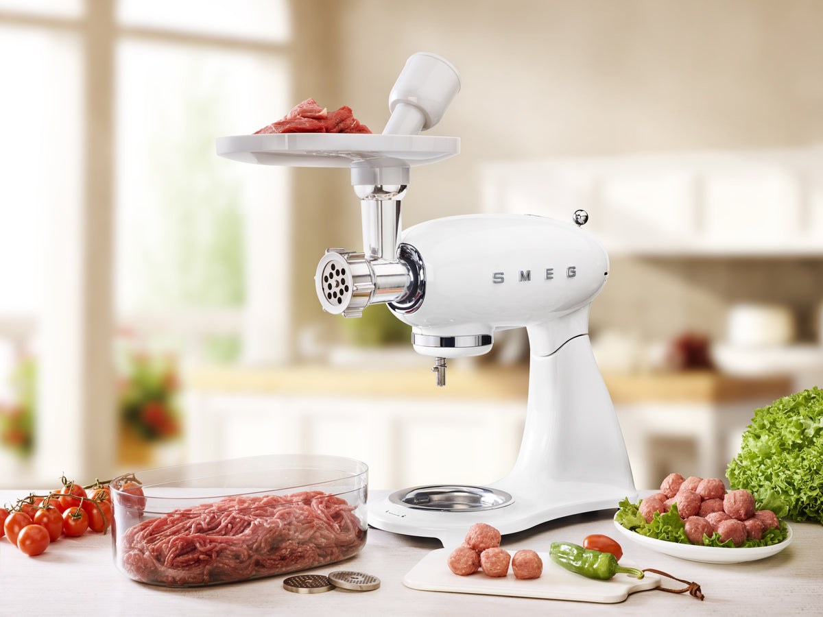 EAN 8017709277697 - Smeg SMF03WHEU batidora Batidora de varillas 800 W Blanco imagen 15