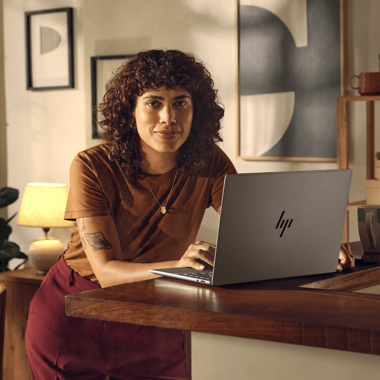 Portátil Hp Omnibook X 14" Qc Snapdragon X1e-78-100 16gb 1tb Win 11