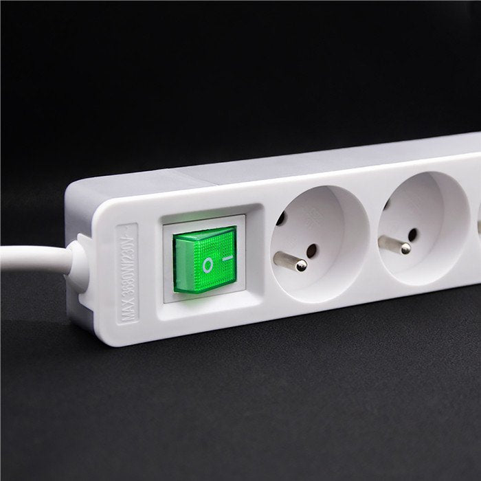 EAN 5901878502908 - Qoltec 50290 base múltiple 1,8 m 5 salidas AC Interior Blanco imagen 10