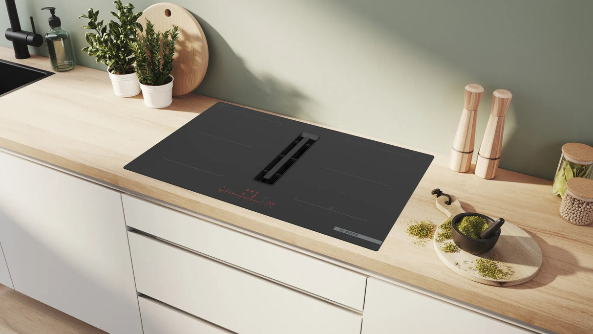 EAN 4242005500338 - Bosch Serie 6 PVQ811H26E + HEZ9VDSB2 Negro Integrado 80 cm Con placa de inducción 4 zona(s) Campana integ imagen 4