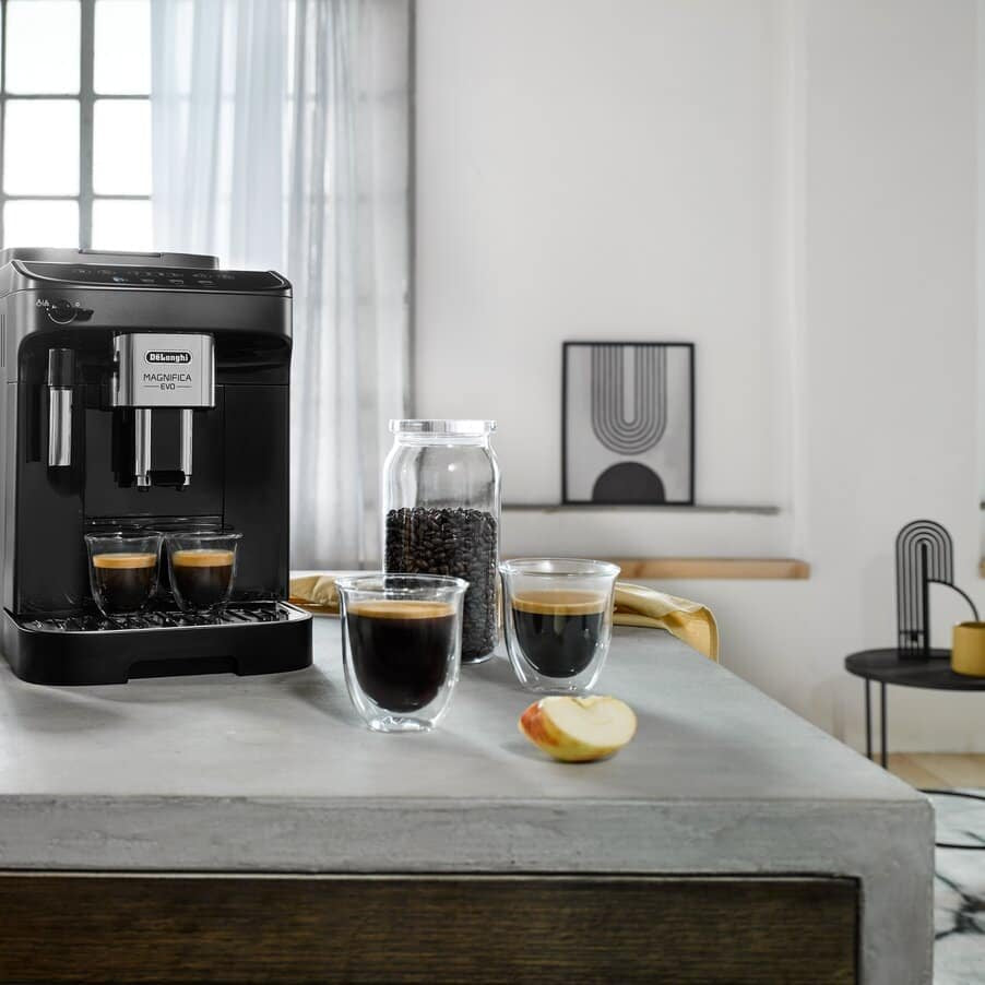 Cafetera Espresso Automática De'Longhi Magnifica Evo 1,8 L