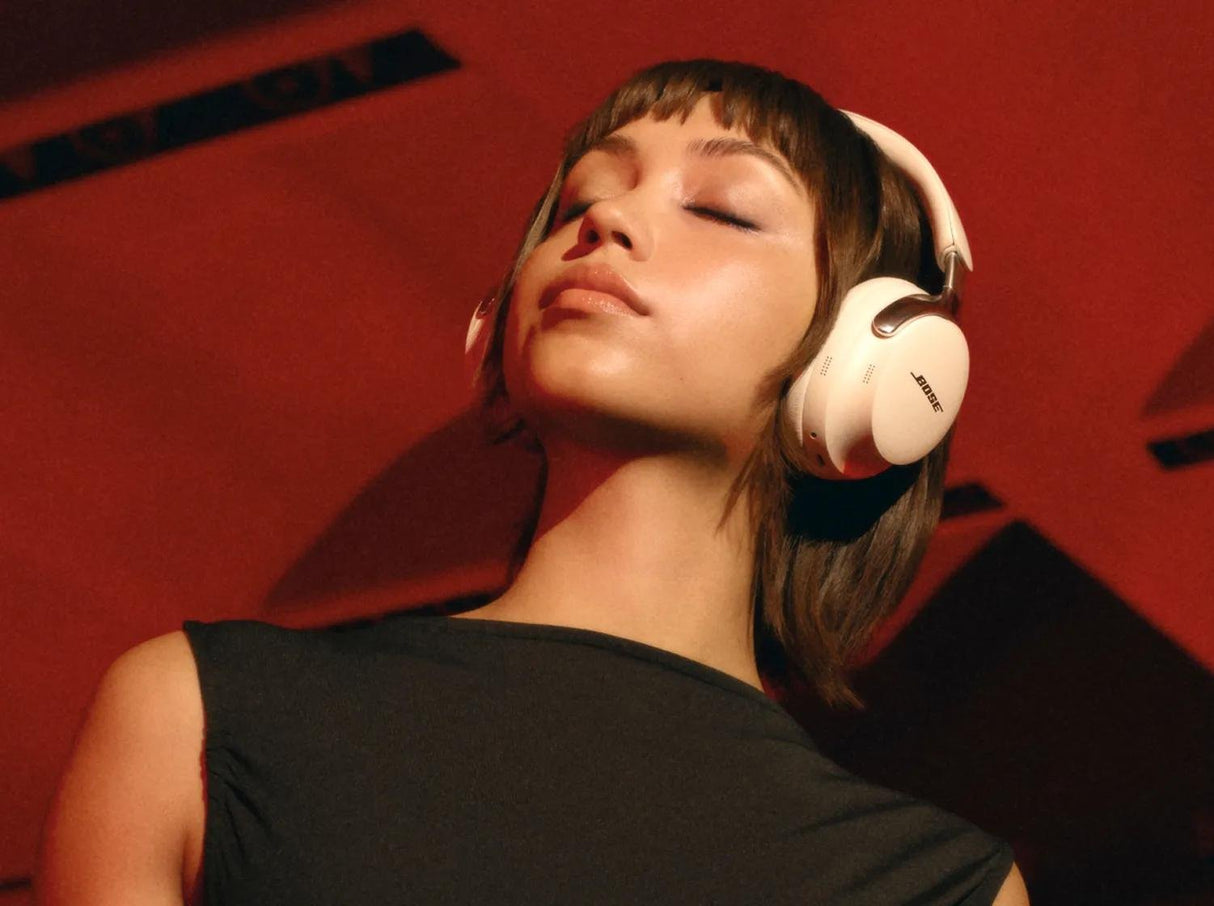 EAN 17817859561 - Bose 890101-0200 auricular y casco Auriculares Inalámbrico Diadema Llamadas/Música Bluetooth Blanco imagen 2
