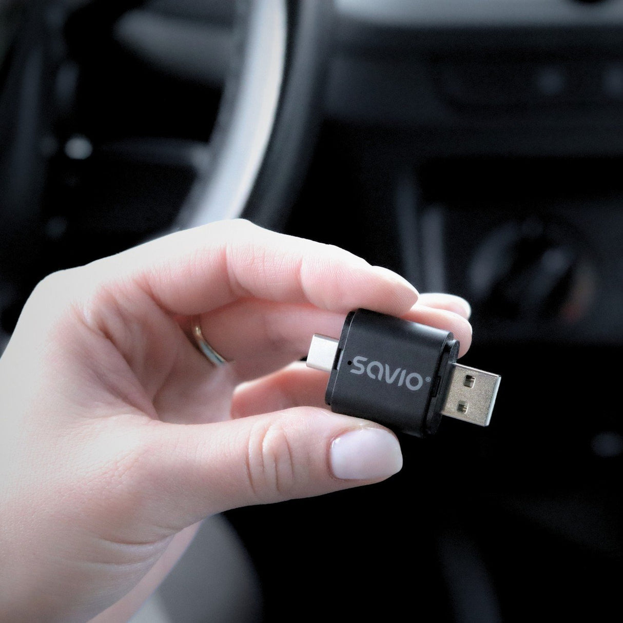 EAN 5901986049272 - Savio TR-17 transmisor de audio inalámbrico USB 10 m Negro imagen 9