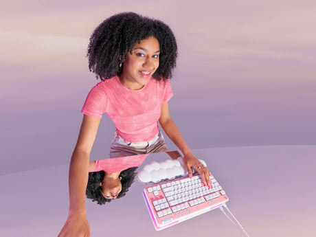 EAN 5099206098572 - Logitech G 920-010414 teclado Juego USB QWERTY Español Blanco imagen 4