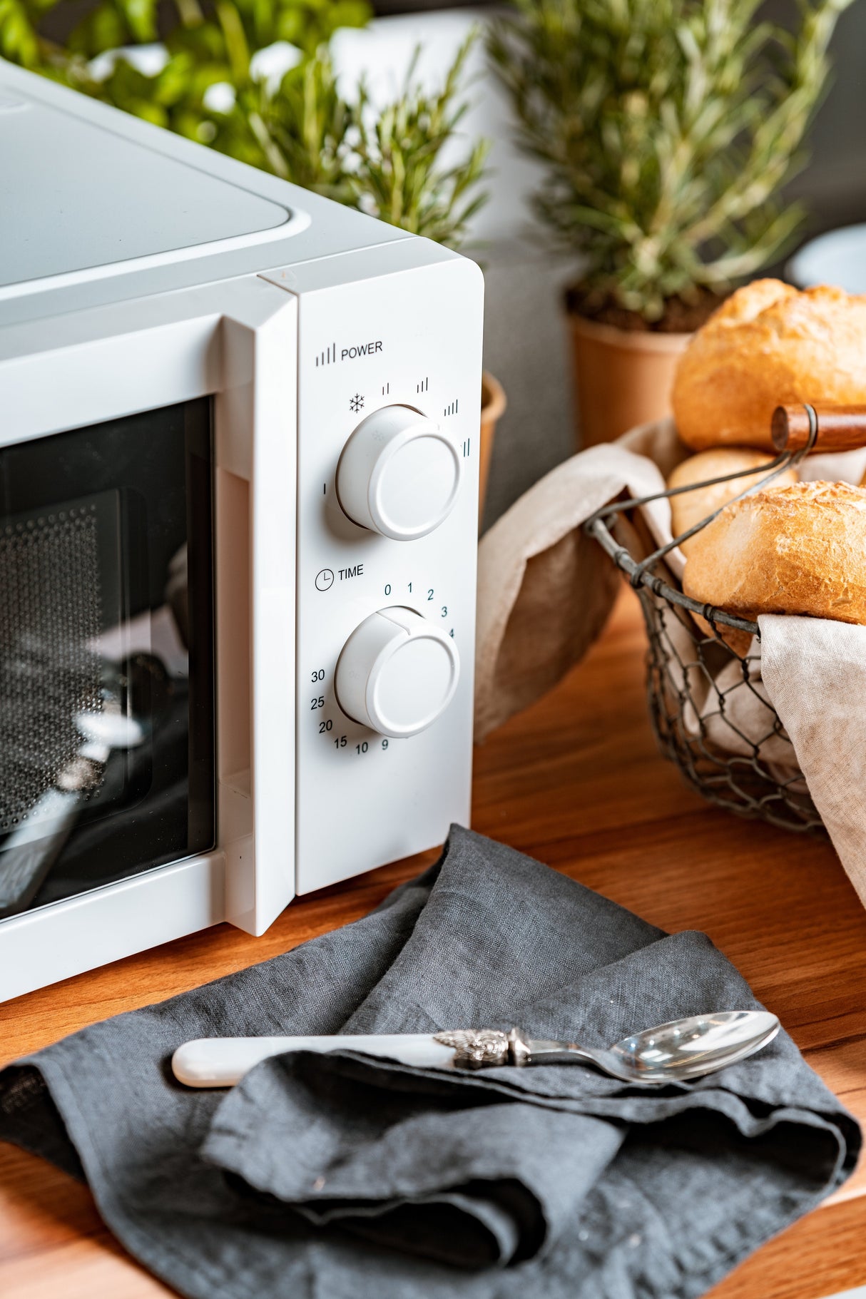 Microondas Adler Ad 6205 Encimera Solo Microondas 20 L 700 W Blanco