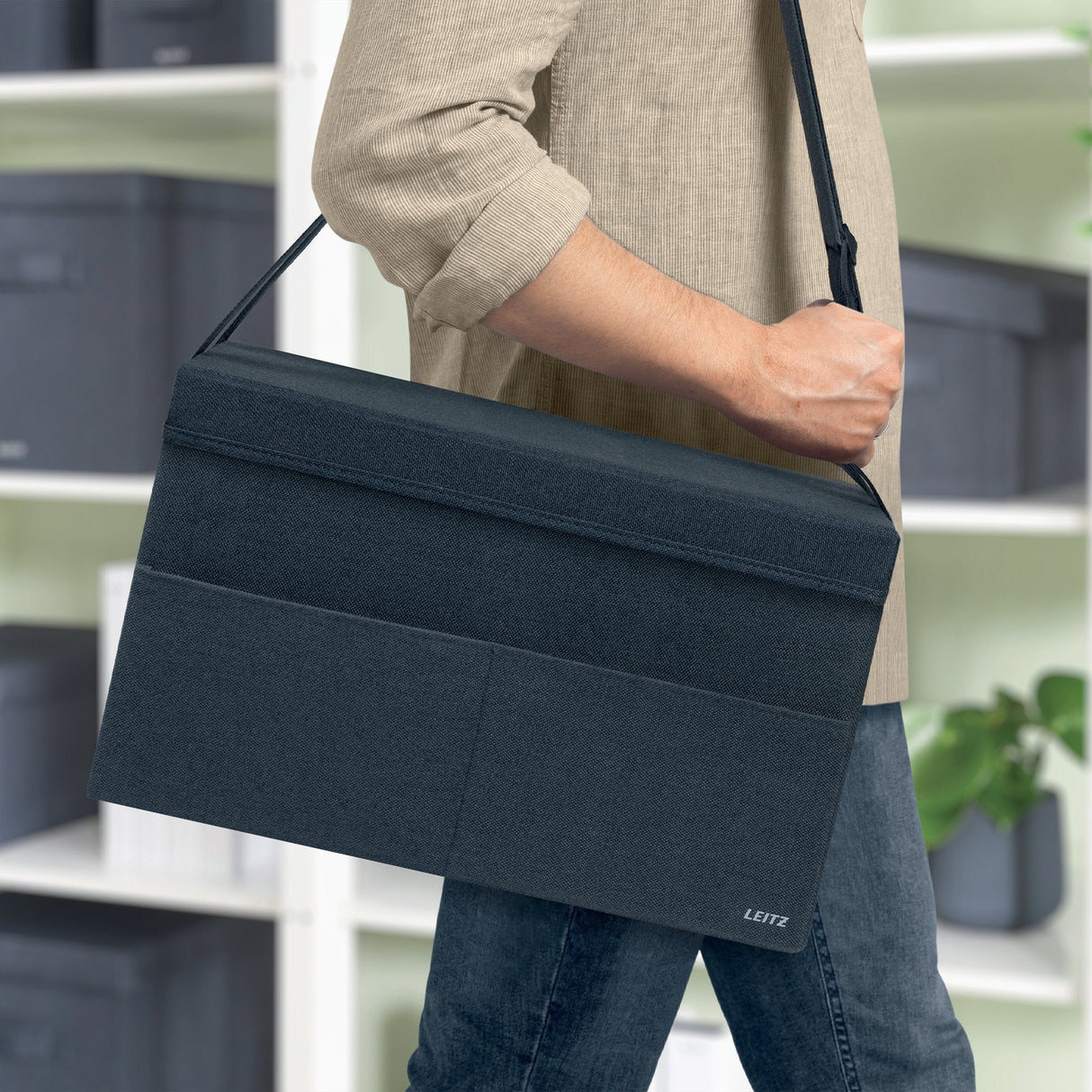 Leitz Desking Work Bag With Lid Gris 200x260x465 Wxhxd