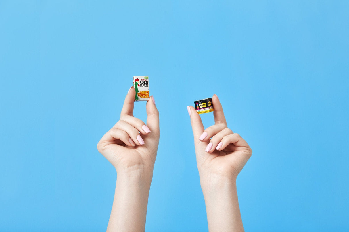 Figurki Mini Brands Global Brands Seria 3 1 Sztuka