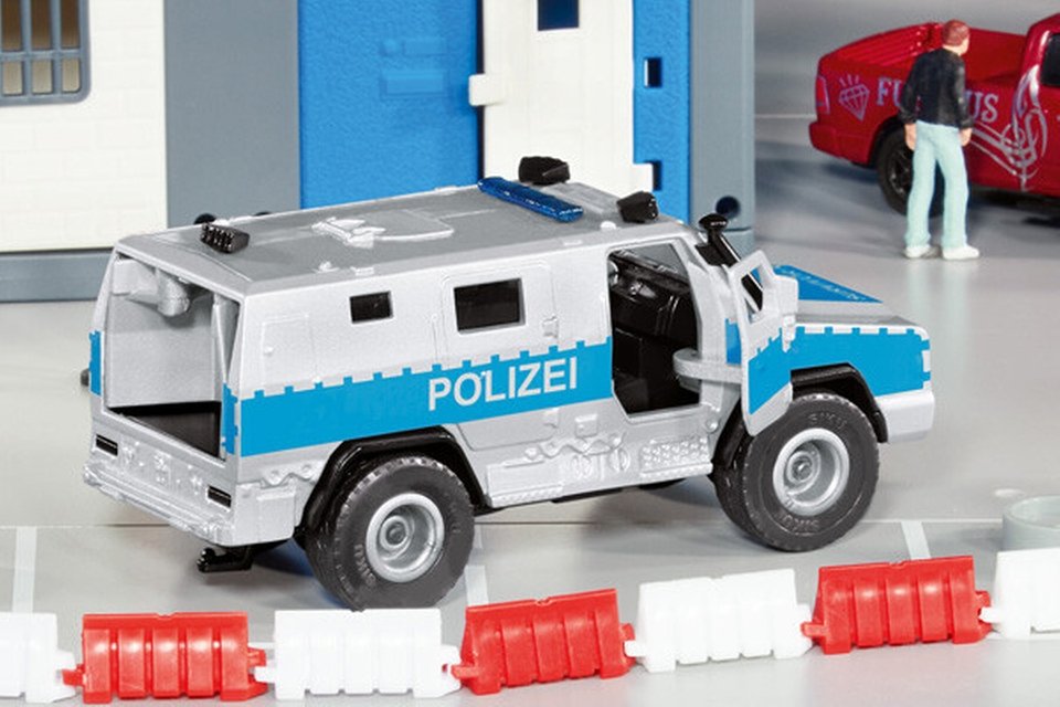 Siku Super Rheinmetall Man Survivor R, Modelo De Vehículo (Azul Plateado) 2304