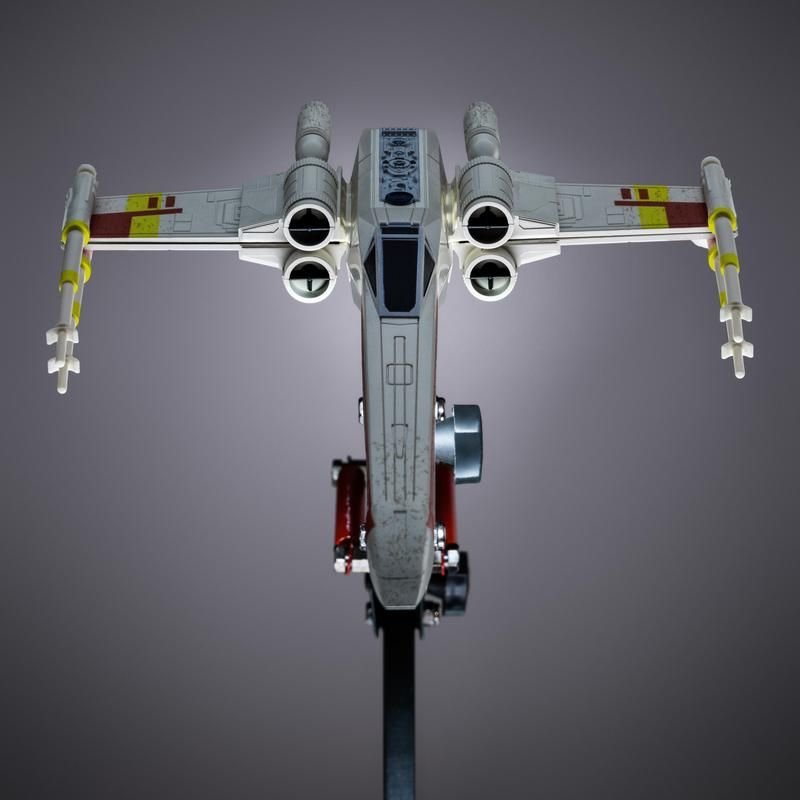 EAN 5056577710625 - Paladone X Wing lámpara de mesa LED Negro, Multicolor imagen 5