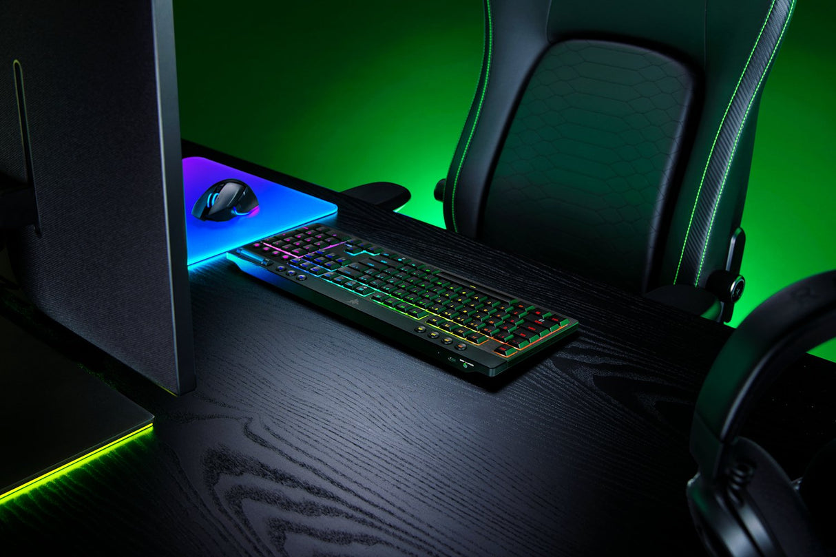 Razer Blackwidow V4 Low-Profile Hyperspeed Teclado Juego Usb + Rf Wireless + Bluetooth Qwerty Internacional De Ee.Uu. Negro