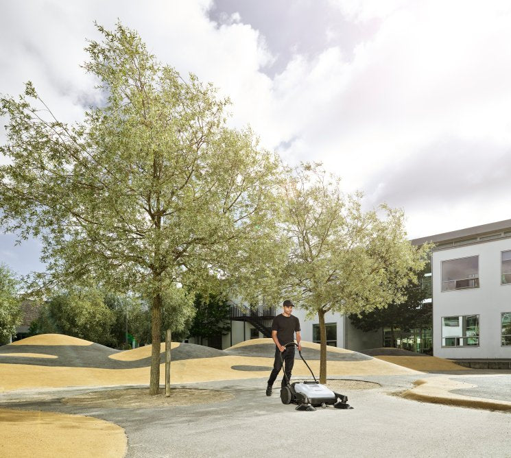 EAN 5715492191987 - Nilfisk SW250 escoba Negro, Blanco imagen 3