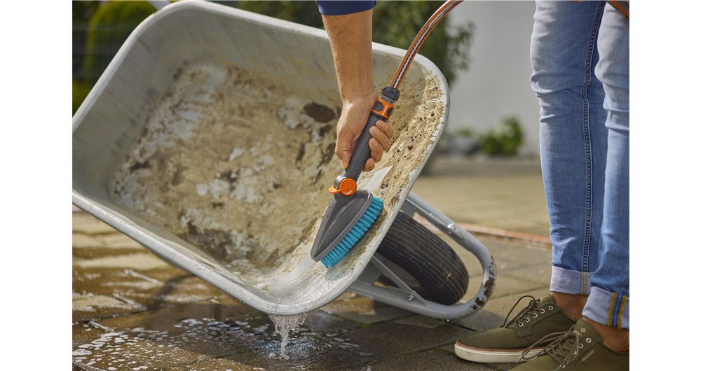 Gardena Cepillo De Mano Cleansystem M Duro Gris/Turquesa, Banda De Plástico Suave En Todo El Perímetro 18846-20