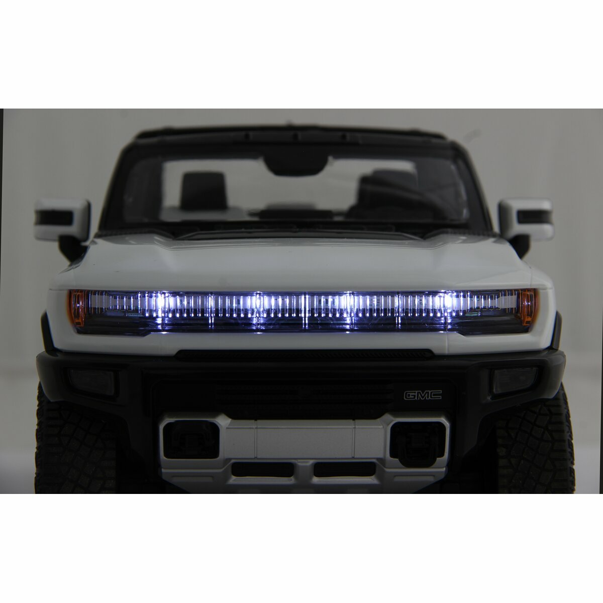 Jamara Hummer Ev 1:16 White 2.4ghz Manual Door