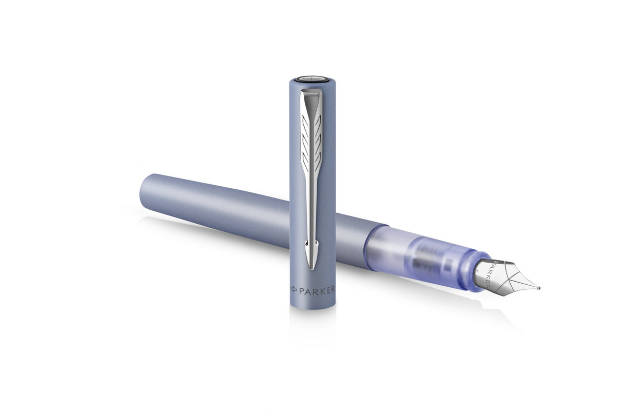 EAN 3026981597459 - Parker Vector XL pluma estilográfica Sistema de carga por cartucho Plata 1 pieza(s) imagen 3