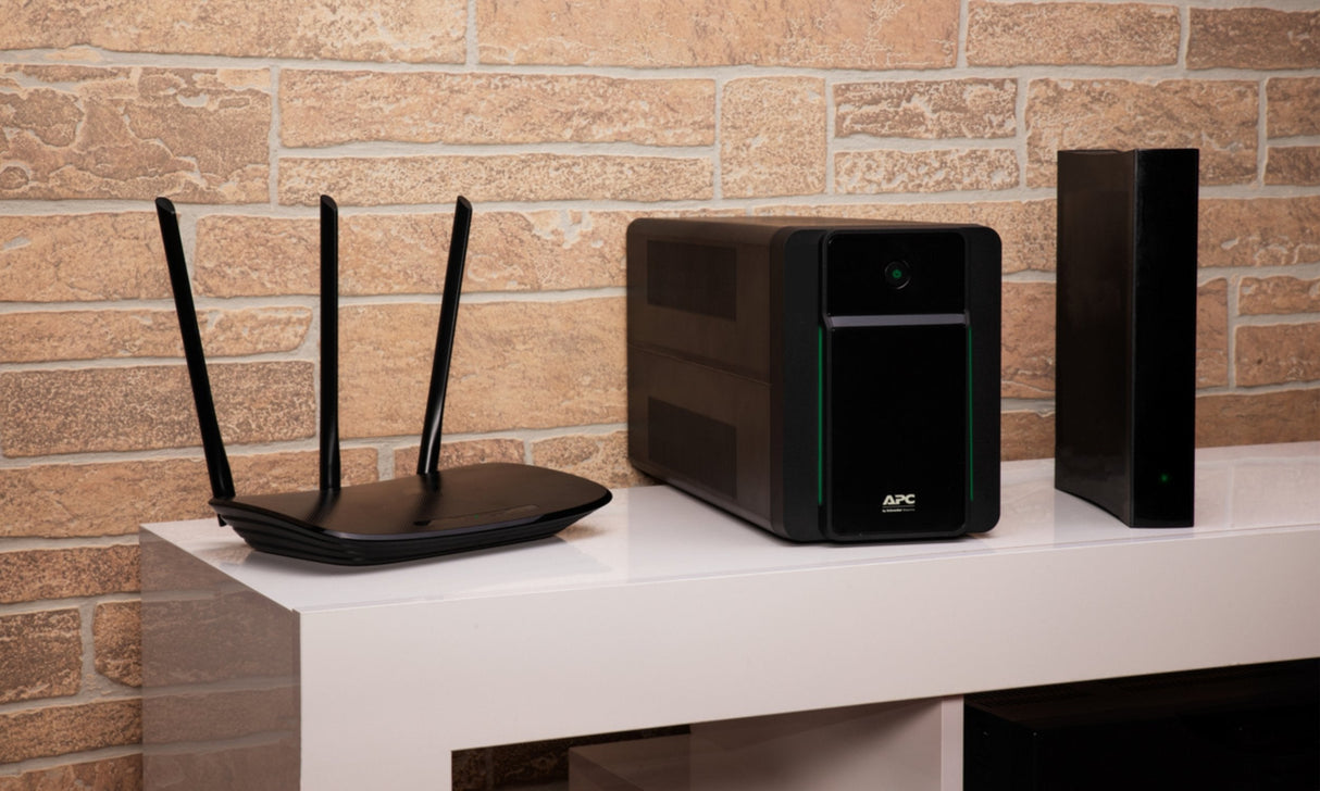 Apc Back-Ups 1200va 230v Iec