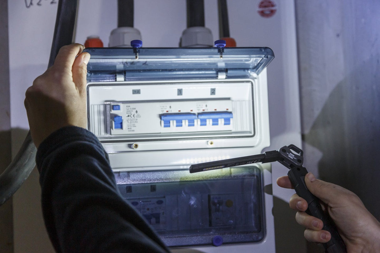 EAN 4007123691937 - Brennenstuhl 1173730002 luz de trabajo Negro, Gris LED 3 W imagen 7