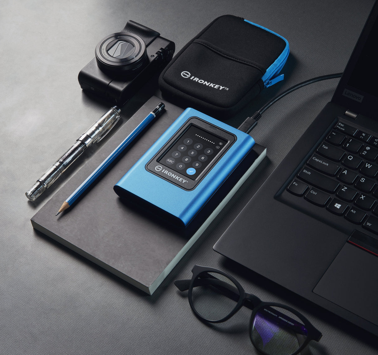 EAN 0740617328431 - Kingston Technology IronKey Vault Privacy 80 USB Tipo C 3.2 Gen 1 (3.1 Gen 1) Azul imagen 13