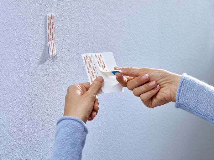 Tesa Adhesivo Para Uñas Ajumable Papel Pintado Y Yeso Hama 2kg 2uds.