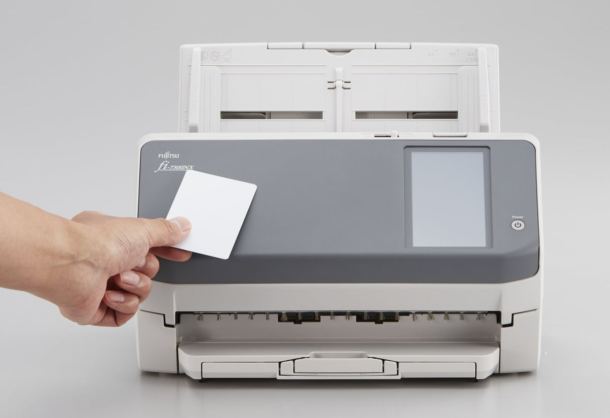 EAN 4939761309632 - Ricoh fi-7300NX Escáner con alimentador automático de documentos (ADF) 600 x 600 DPI A4 Gris, Blanco imagen 4