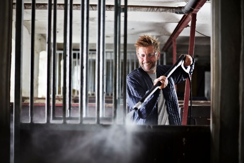 Nilfisk Premium 200-15 Eu Hidrolimpiadora Electricidad 650 L/H Azul, Negro