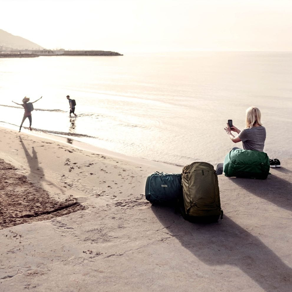 Mochila De Viaje Thule Landmark De 60 Litros - Azul Oscuro