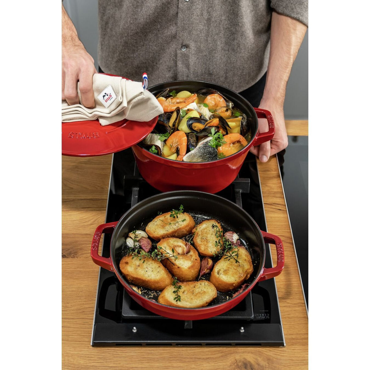 EAN 3272340054556 - Staub La Cocotte Alrededor hierro fundido Cazuela para hornear imagen 12