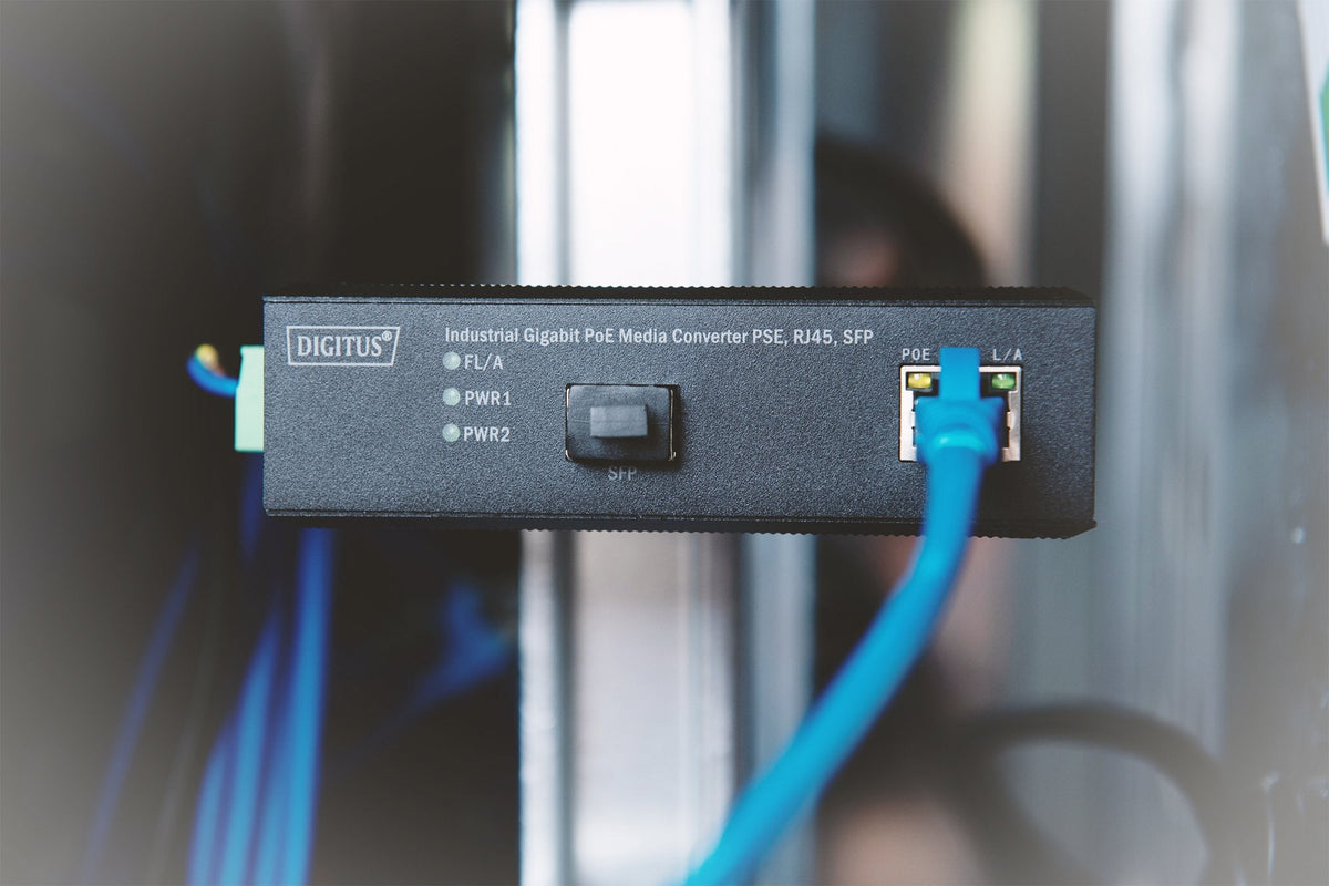 Digitus Convertidor Industrial Gigabit Media Rj45 Sfp Poe Pse