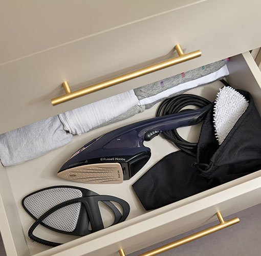 EAN 5038061136302 - Russell Hobbs 28370-56 vaporizador para ropa Vaporizador manual de prendas 0,15 L 1700 W Azul, Oro imagen 12