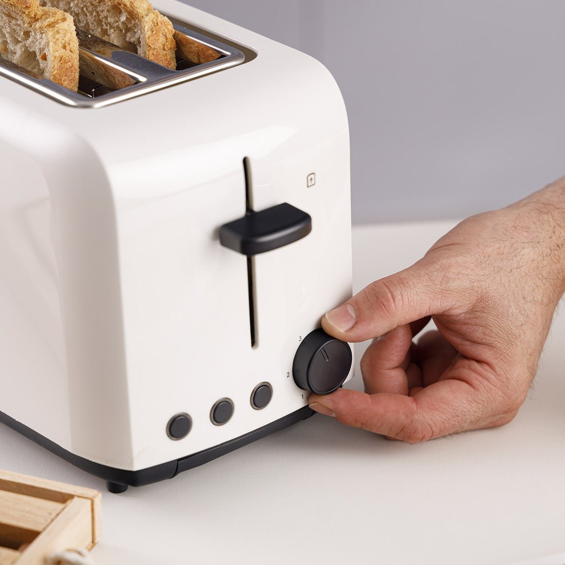EAN 8414234606730 - Taurus 8414234606730 tostadora 6 2 rebanada(s) 1450 W Negro, Blanco imagen 5